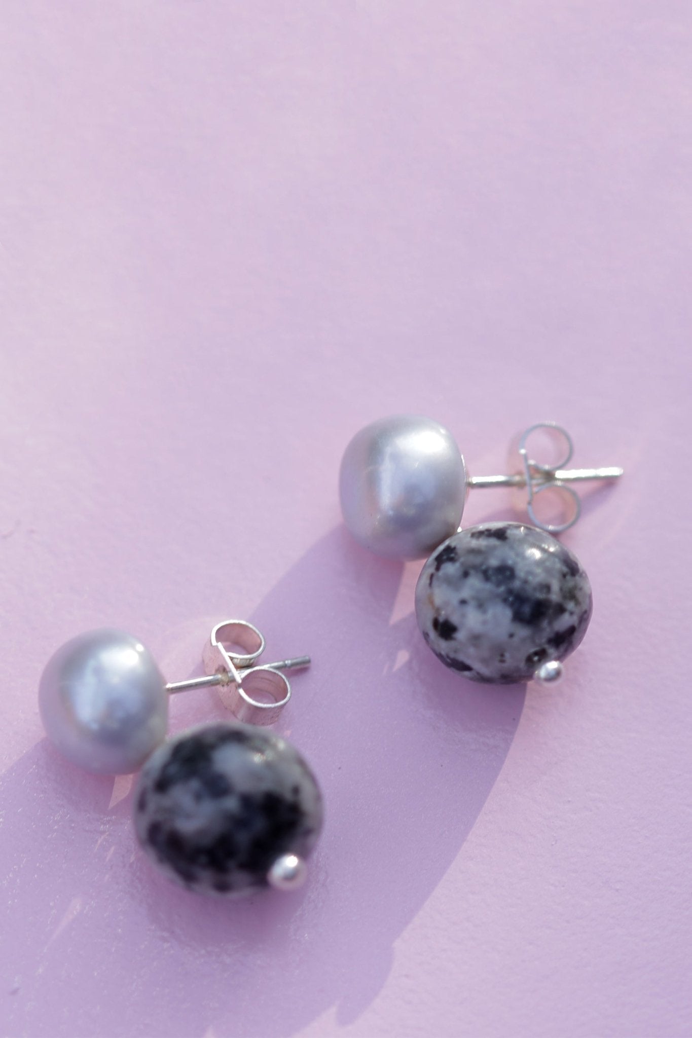 Kiwi EarringsNuma EstiloPearl drop Earrings
