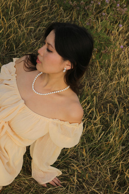 Elara Pearl Necklace