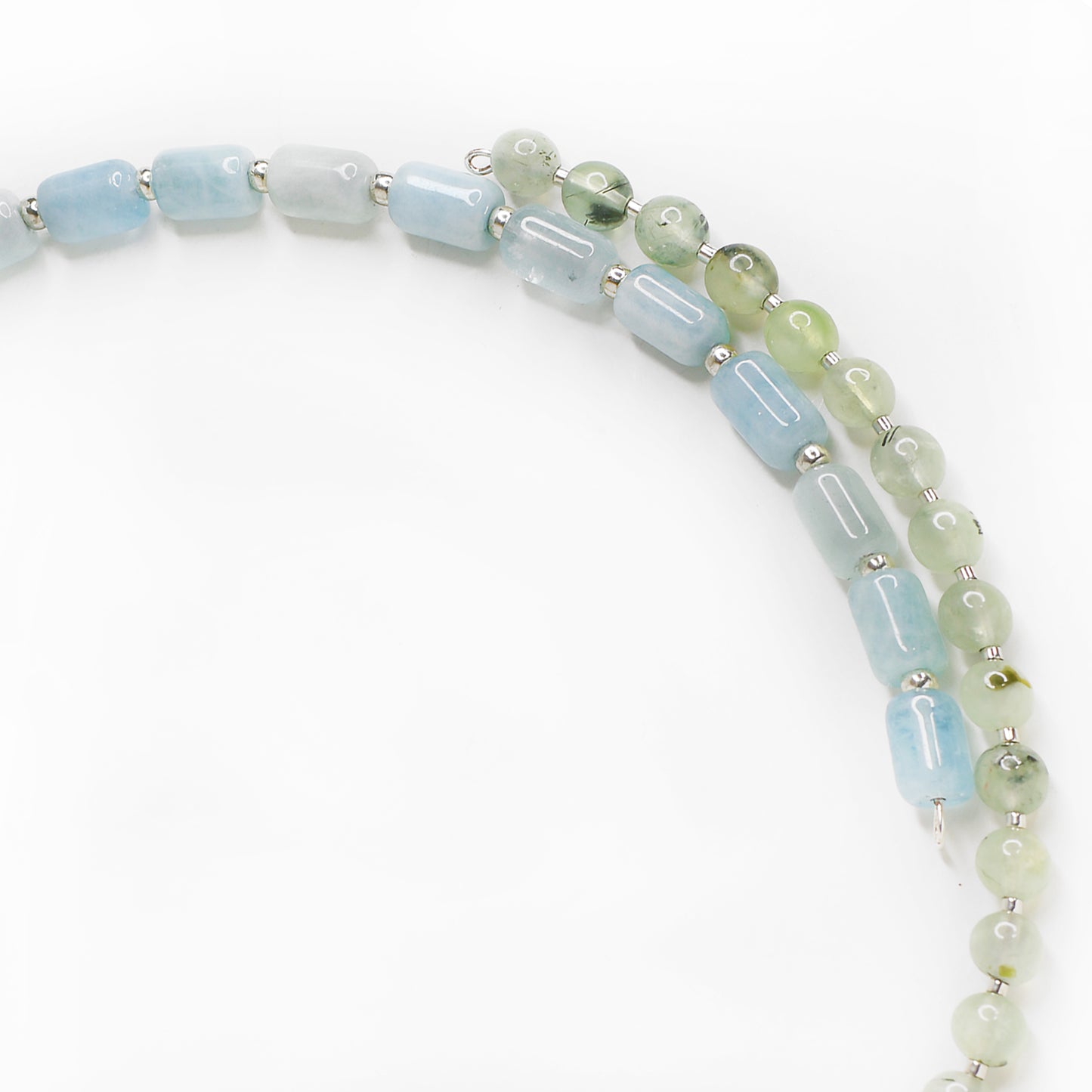 Prehnite and Aquamarine beaded Choker Necklace close up