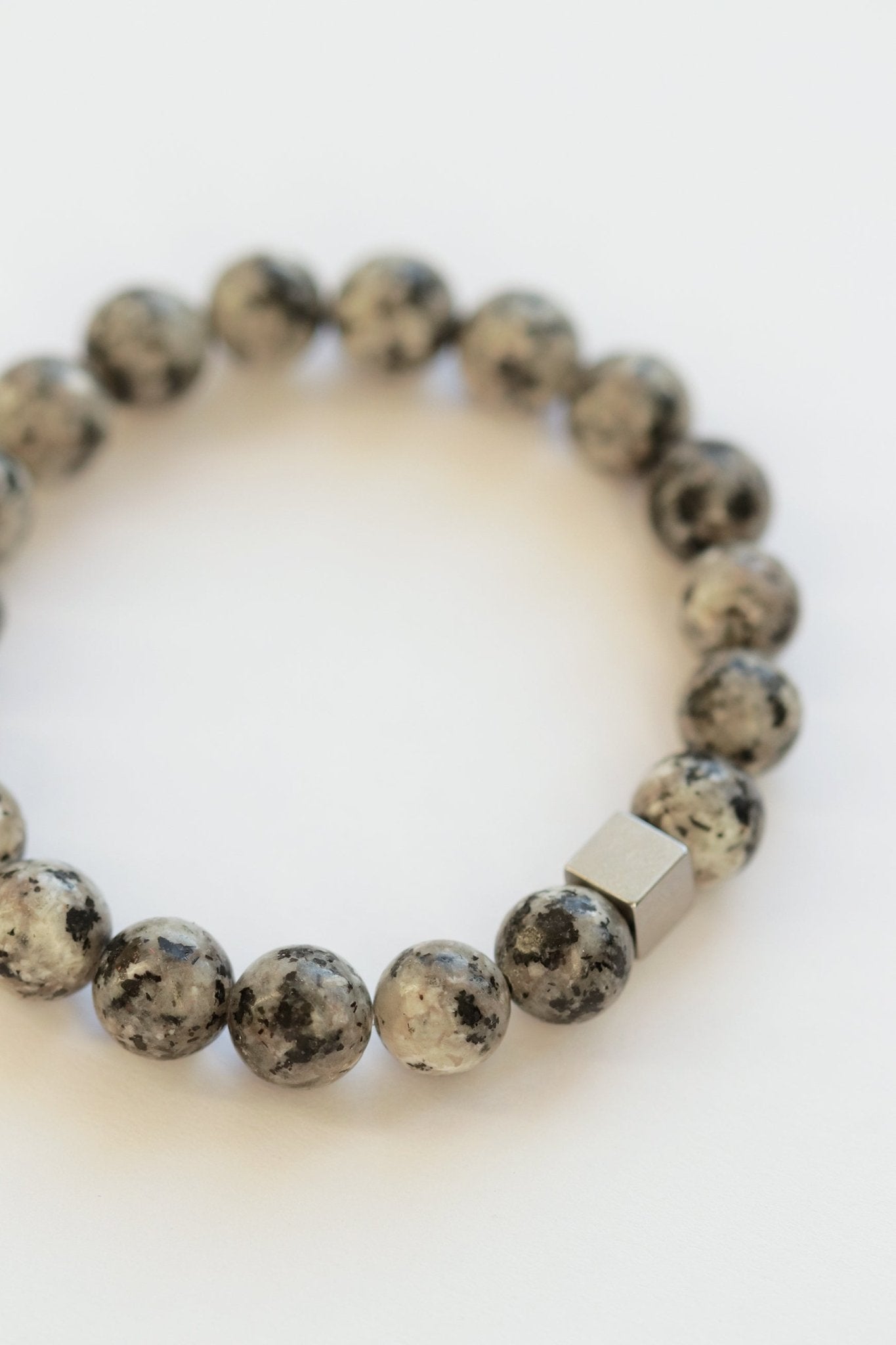 Kiwi Gemstone BraceletNuma EstiloMen's bracelet