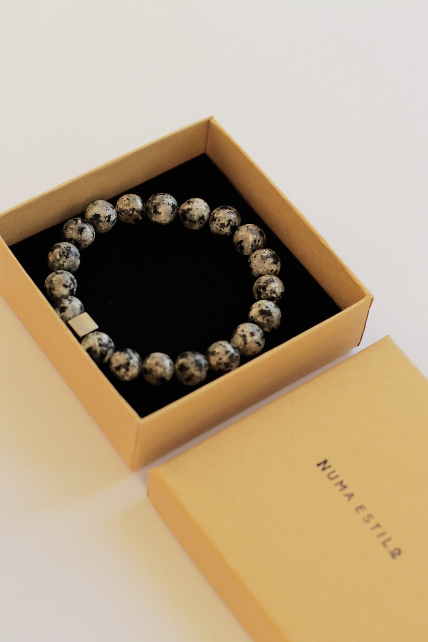Kiwi Gemstone BraceletNuma EstiloMen's bracelet