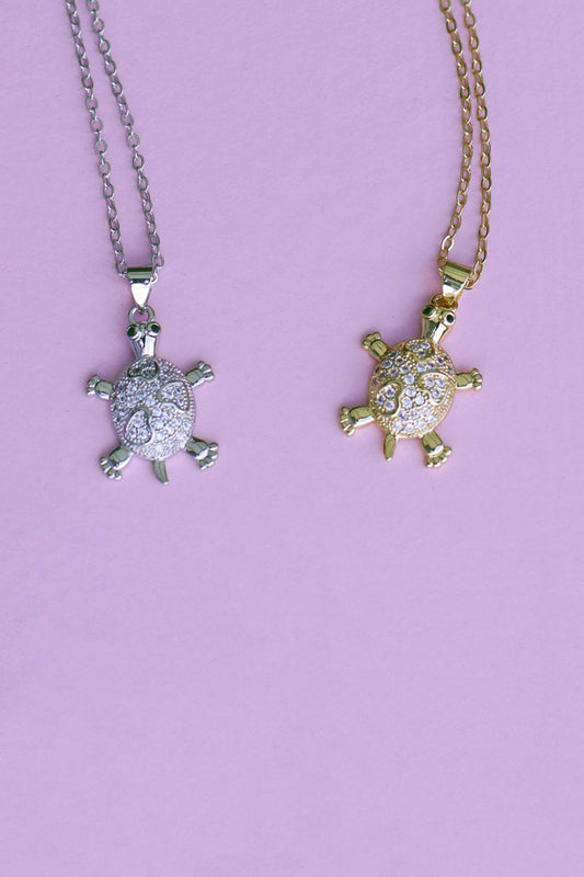 Take Me To The Sea NecklaceNuma EstiloTurtle Pendent Necklaces