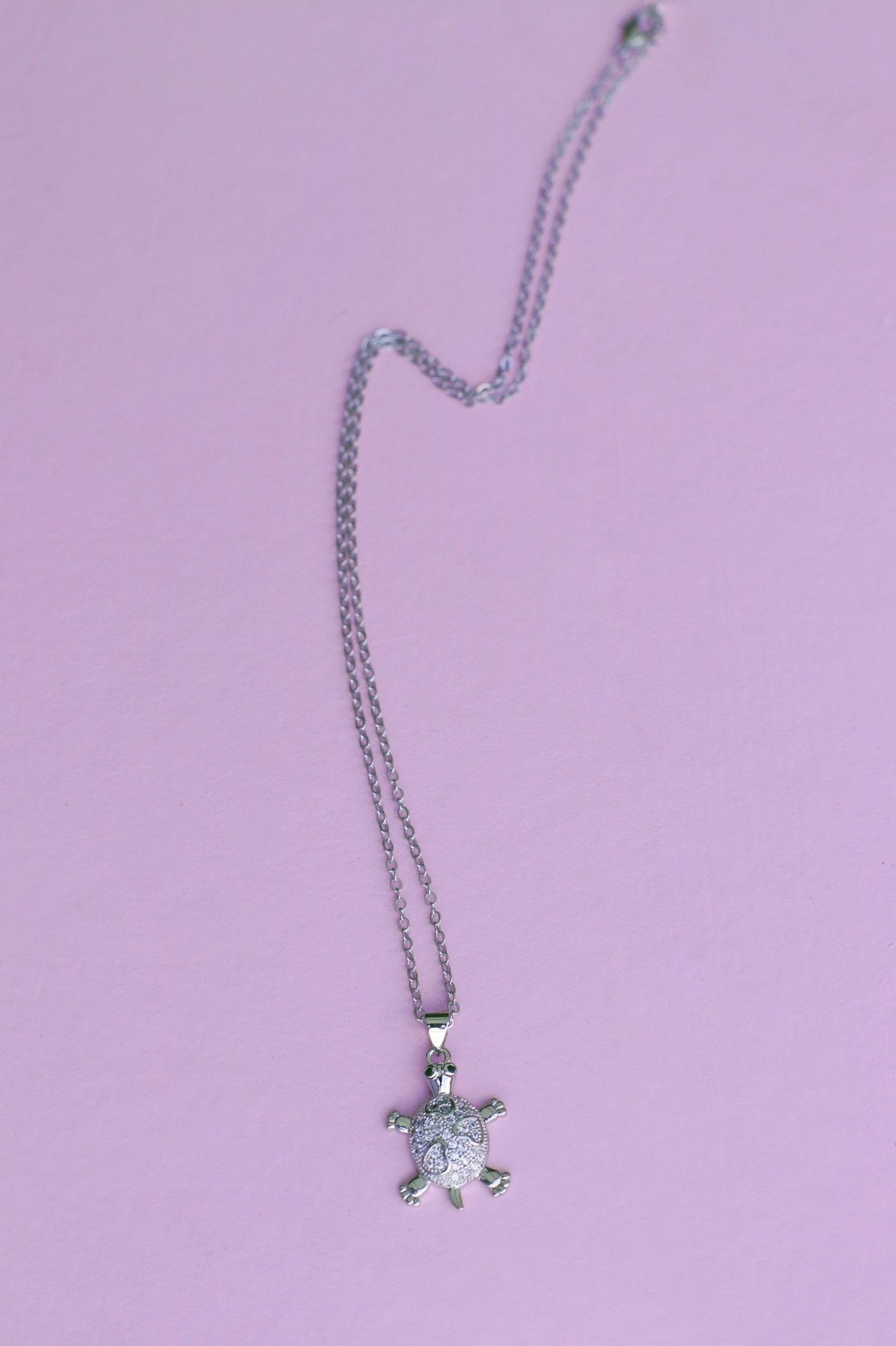 Take Me To The Sea NecklaceNuma EstiloTurtle Pendent Necklaces